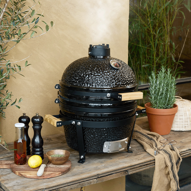 909 Outdoor Kamado BBQ.